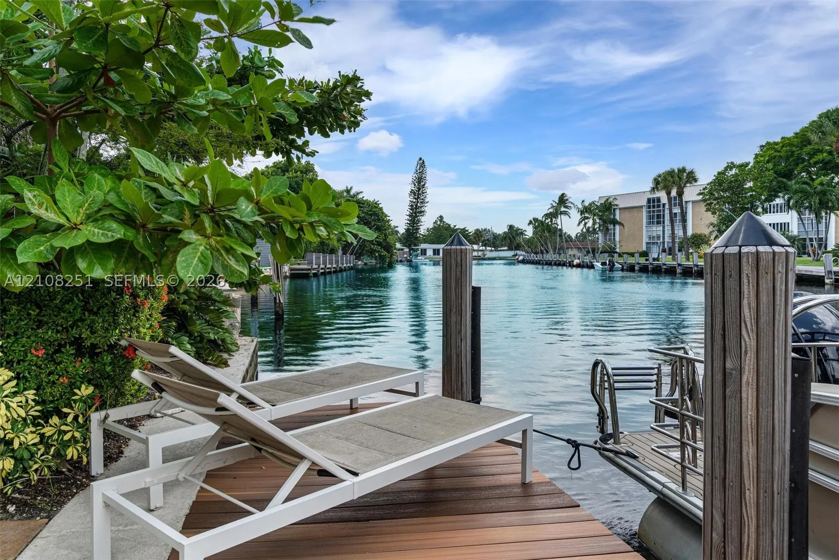 1675 Coral Gardens Dr