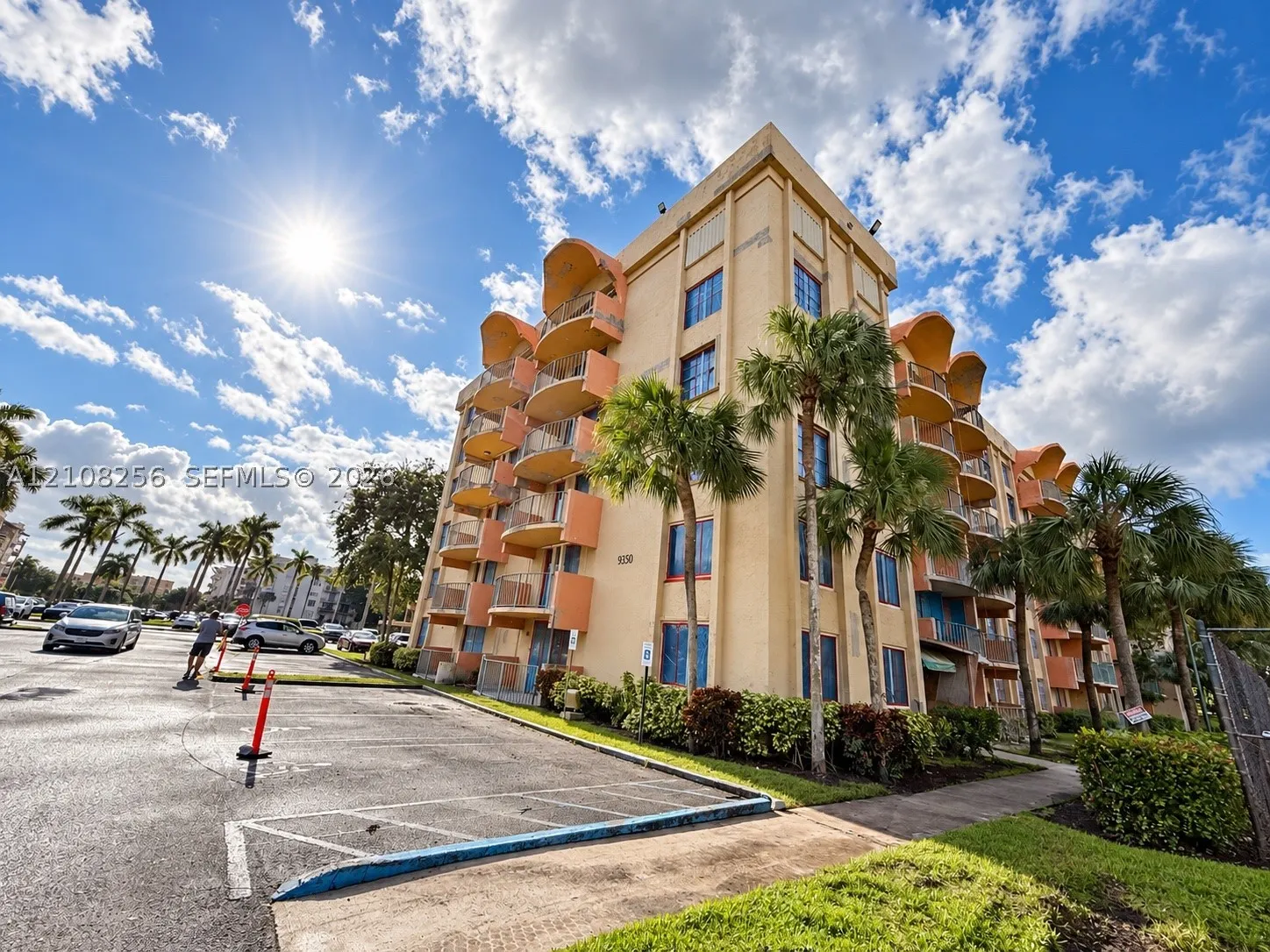 9350 Fontainebleau Blvd #110