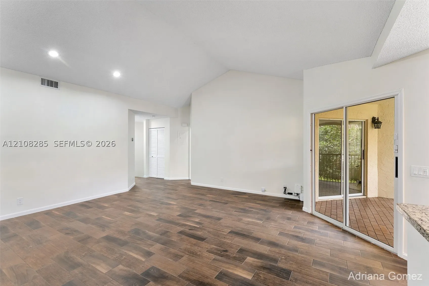 6626 Via Regina #0