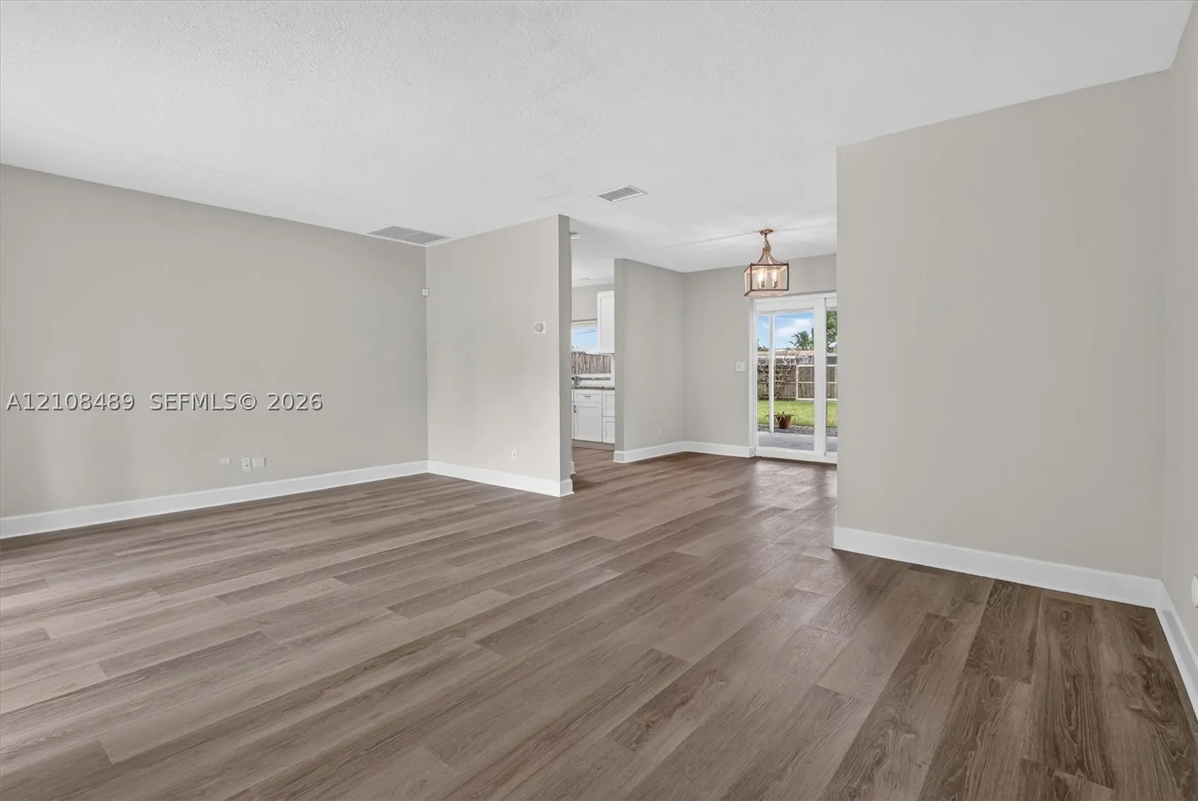 5451 Buchanan St #0