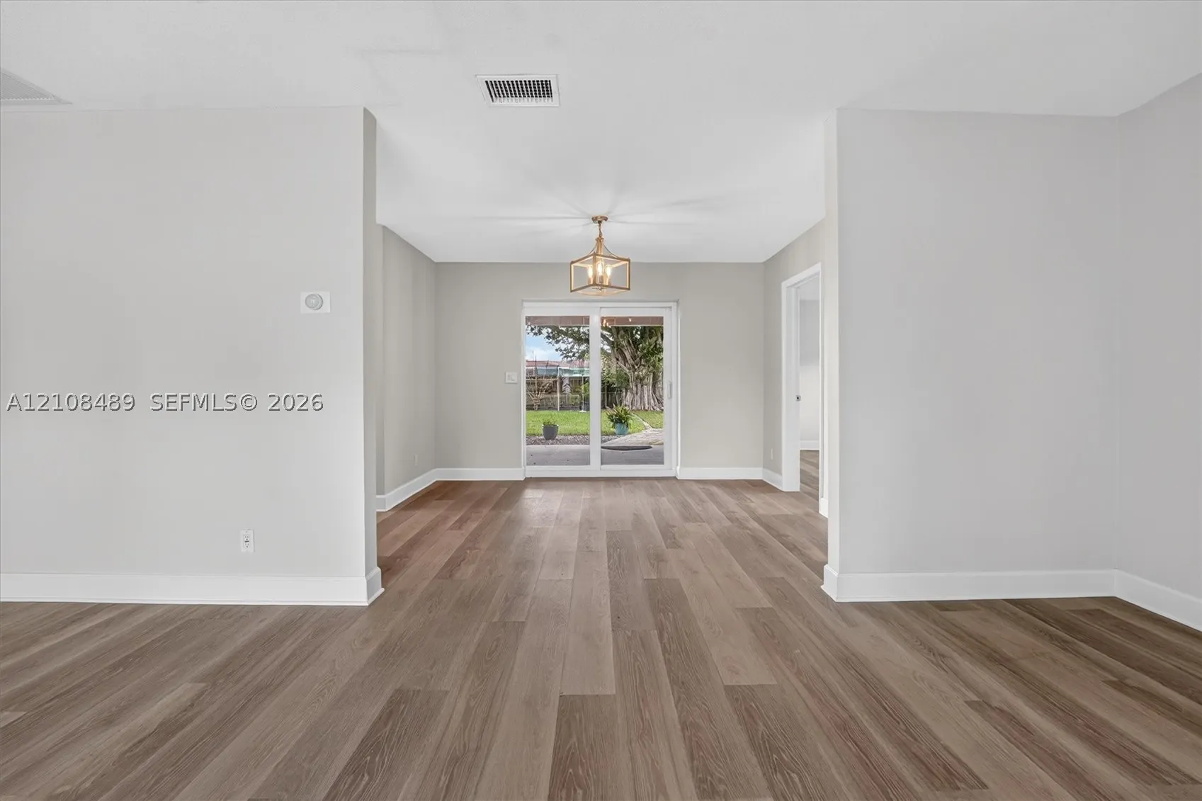 5451 Buchanan St #0