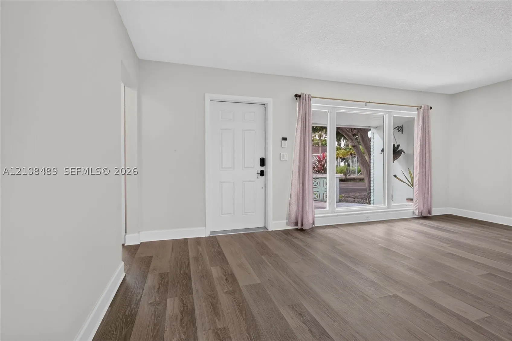 5451 Buchanan St #0