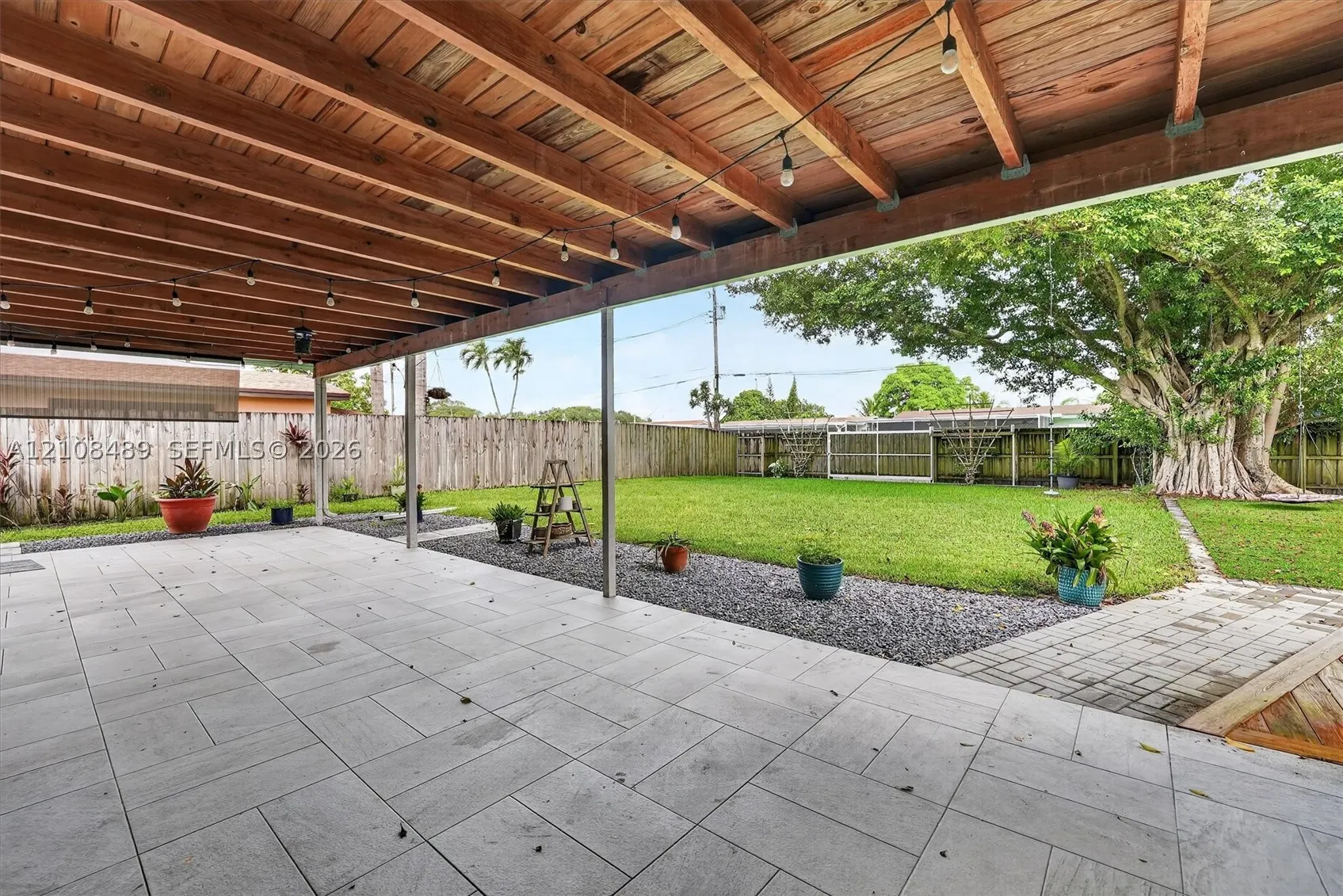 5451 Buchanan St #0