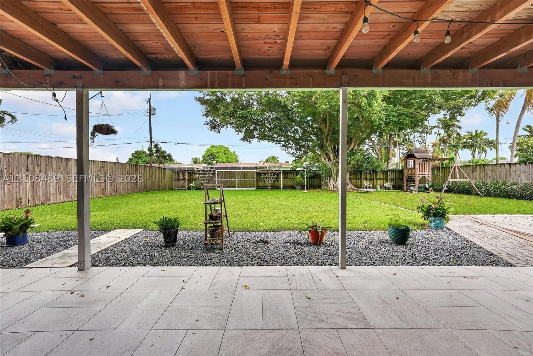 5451 Buchanan St #0