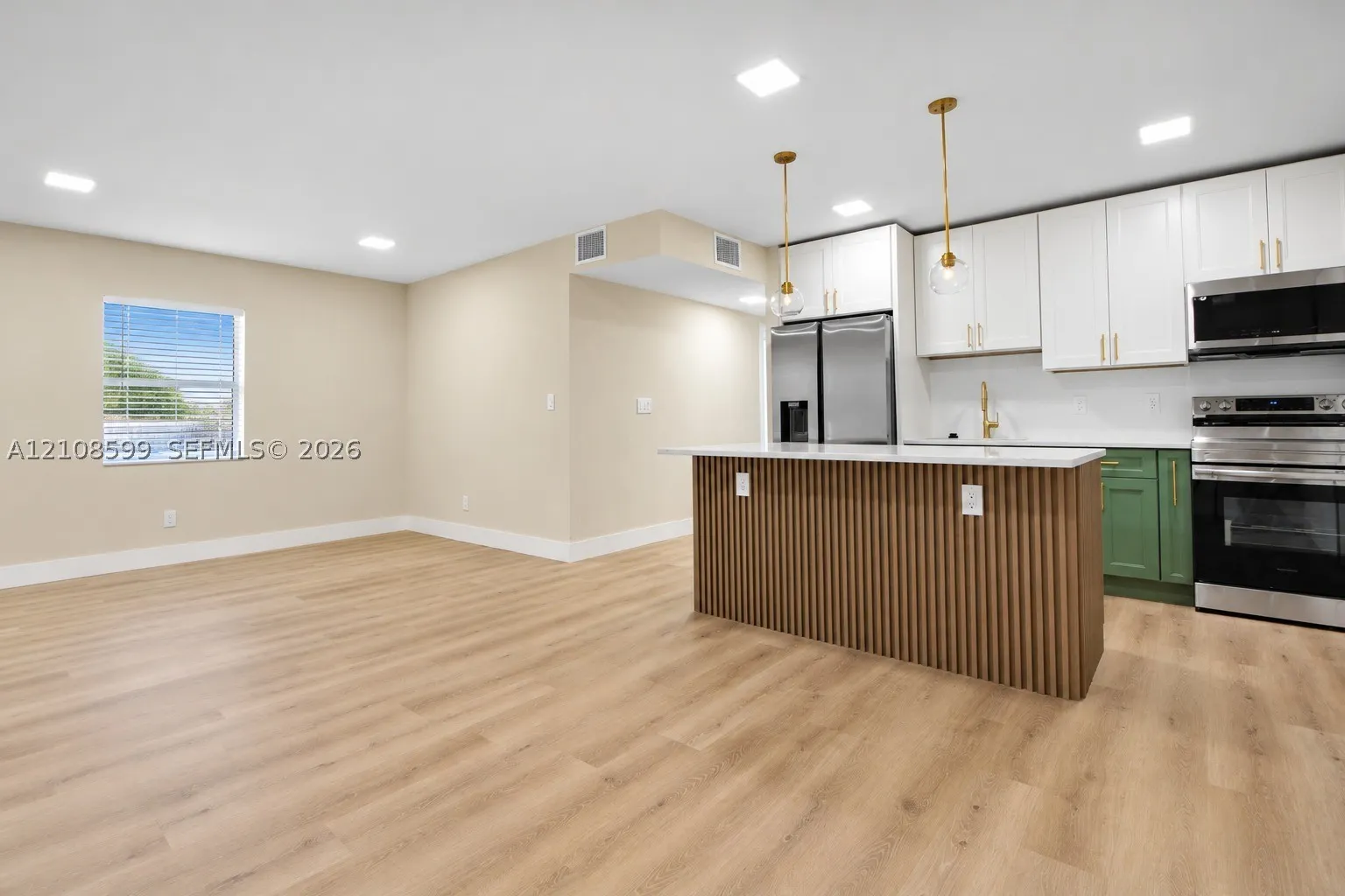 948 NW 14th Ct