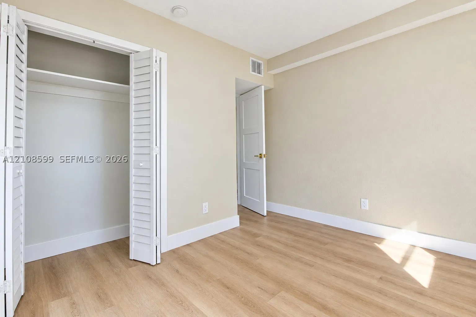 948 NW 14th Ct