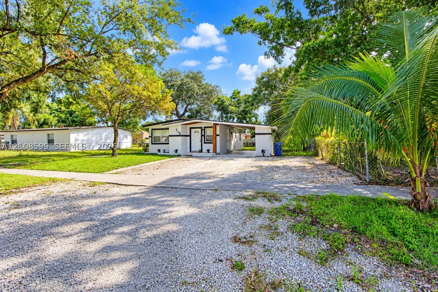 948 NW 14th Ct