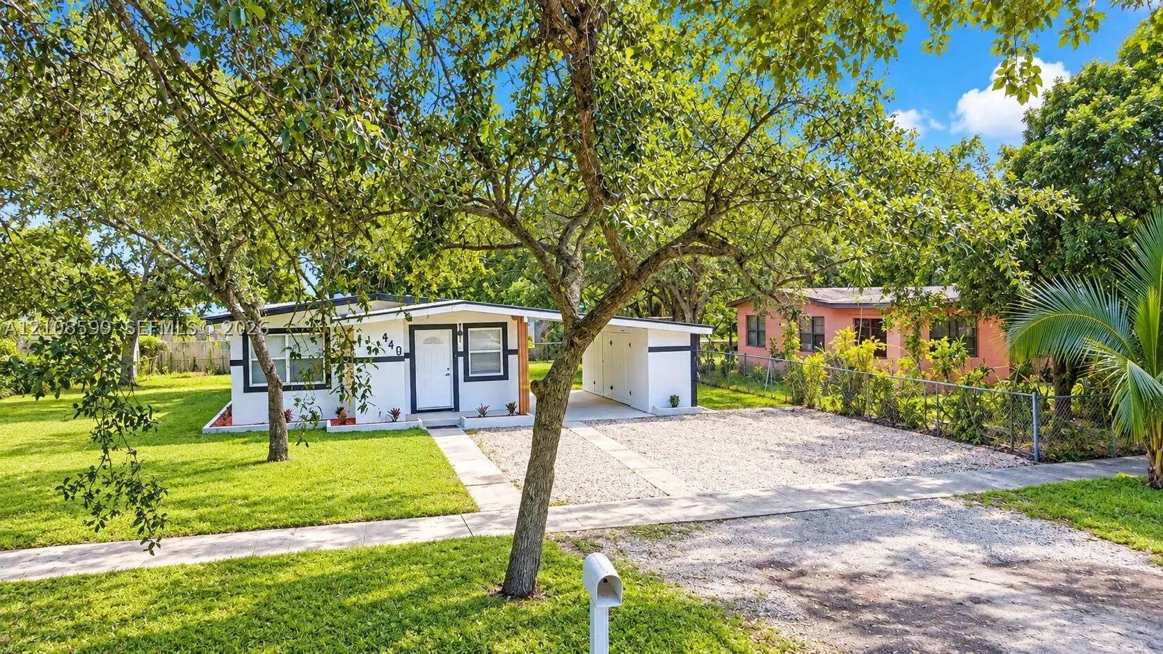 948 NW 14th Ct