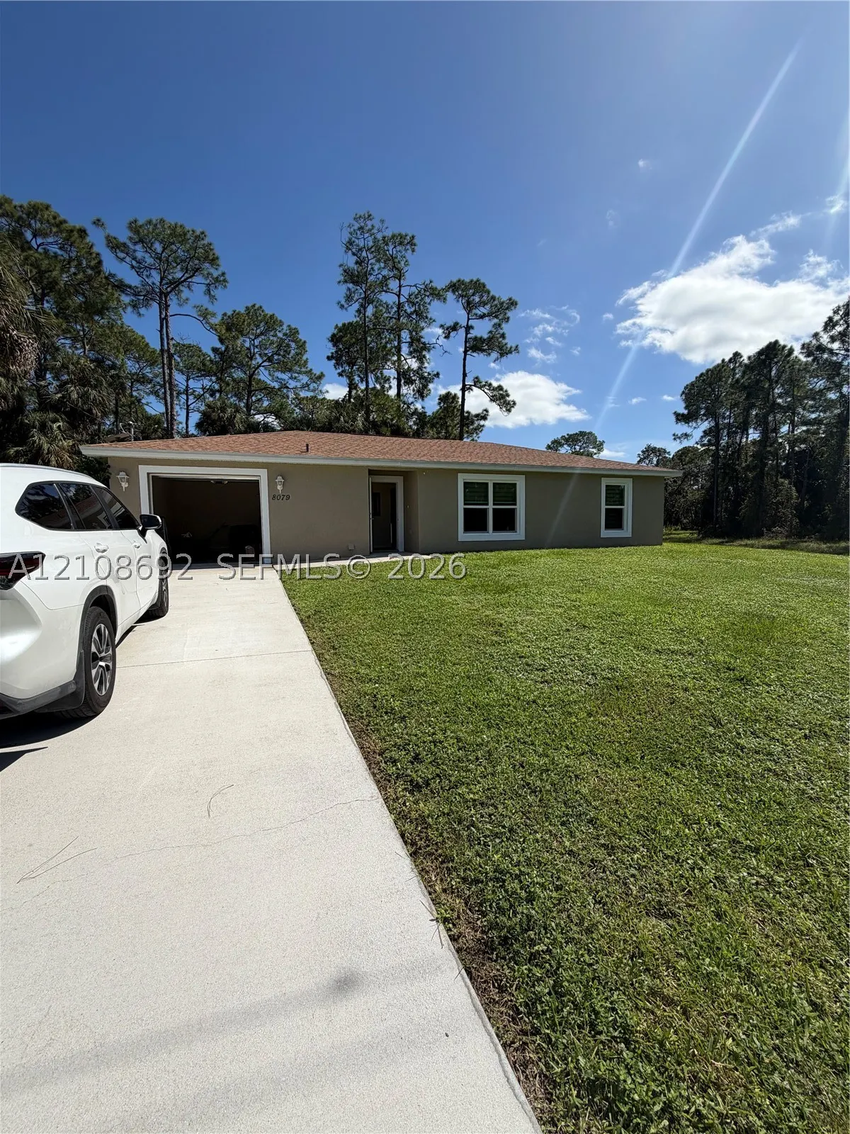 8079 Sherwood Cir #8079