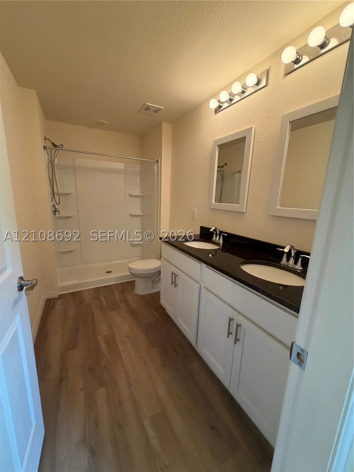8079 Sherwood Cir #8079