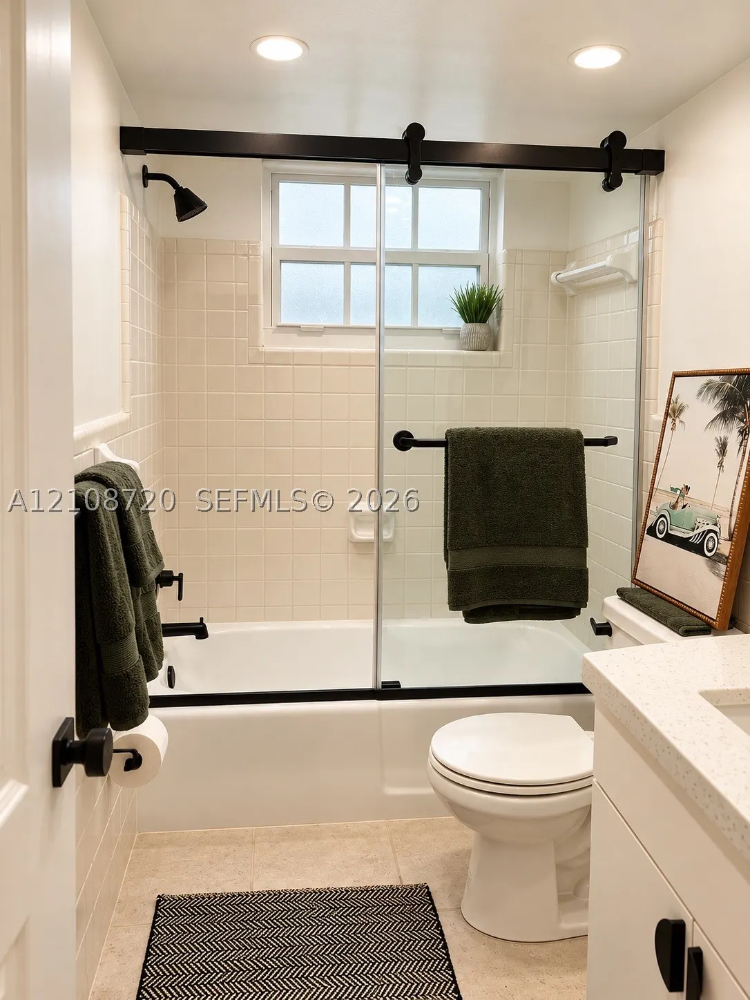 2404 NE 33rd Ave #3