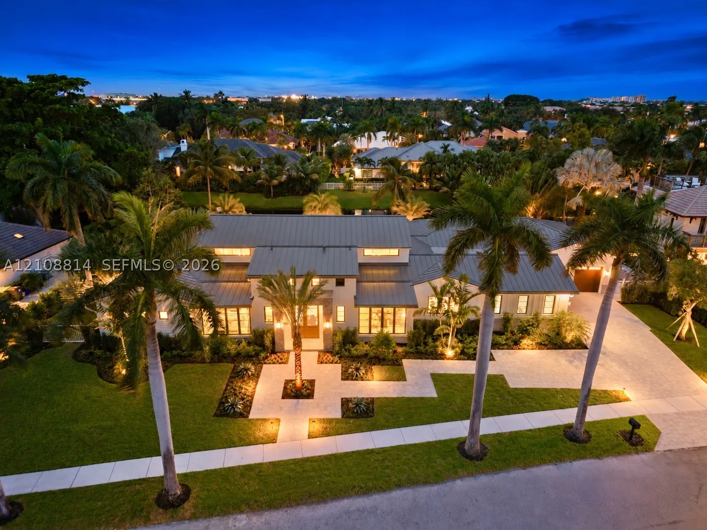 801 NE Orchid Bay Dr