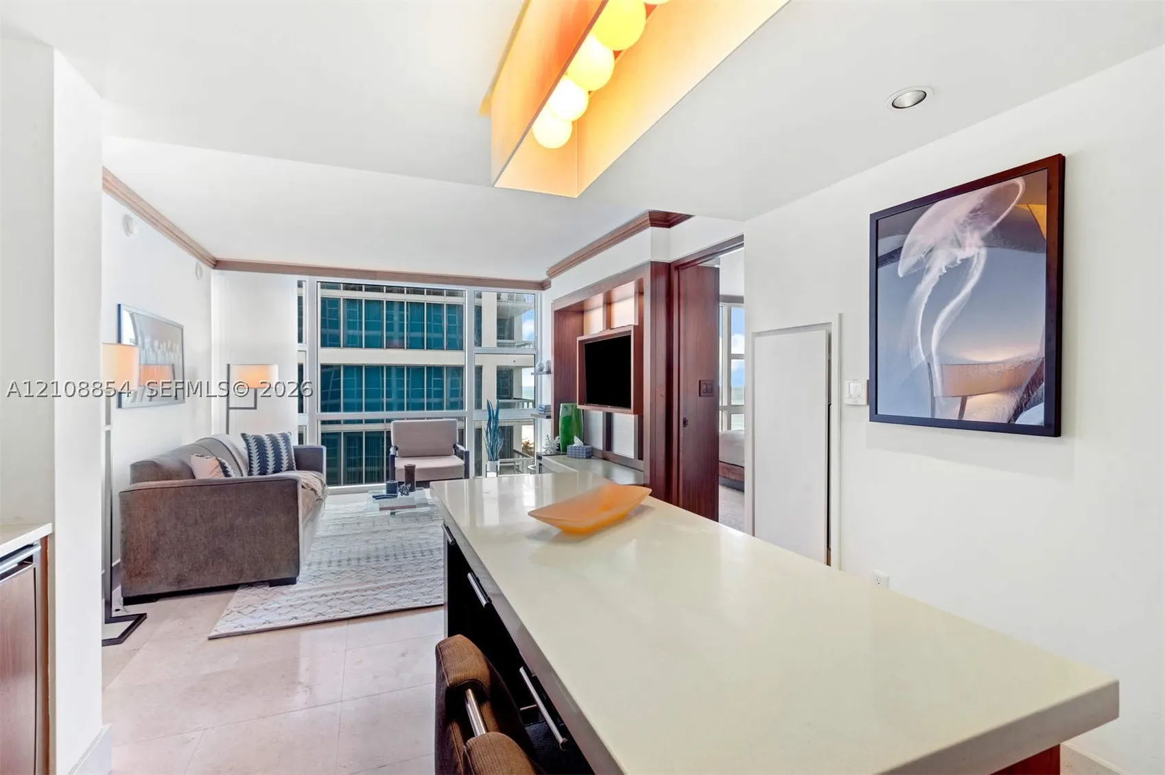 6801 Collins Ave #909