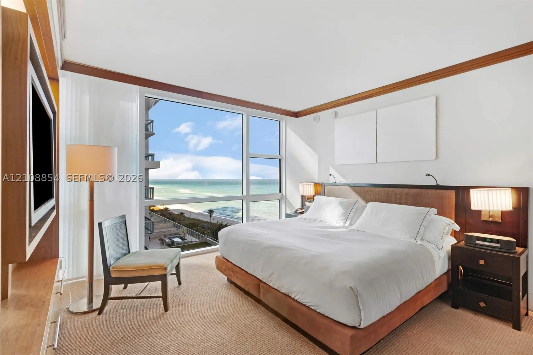 6801 Collins Ave #909