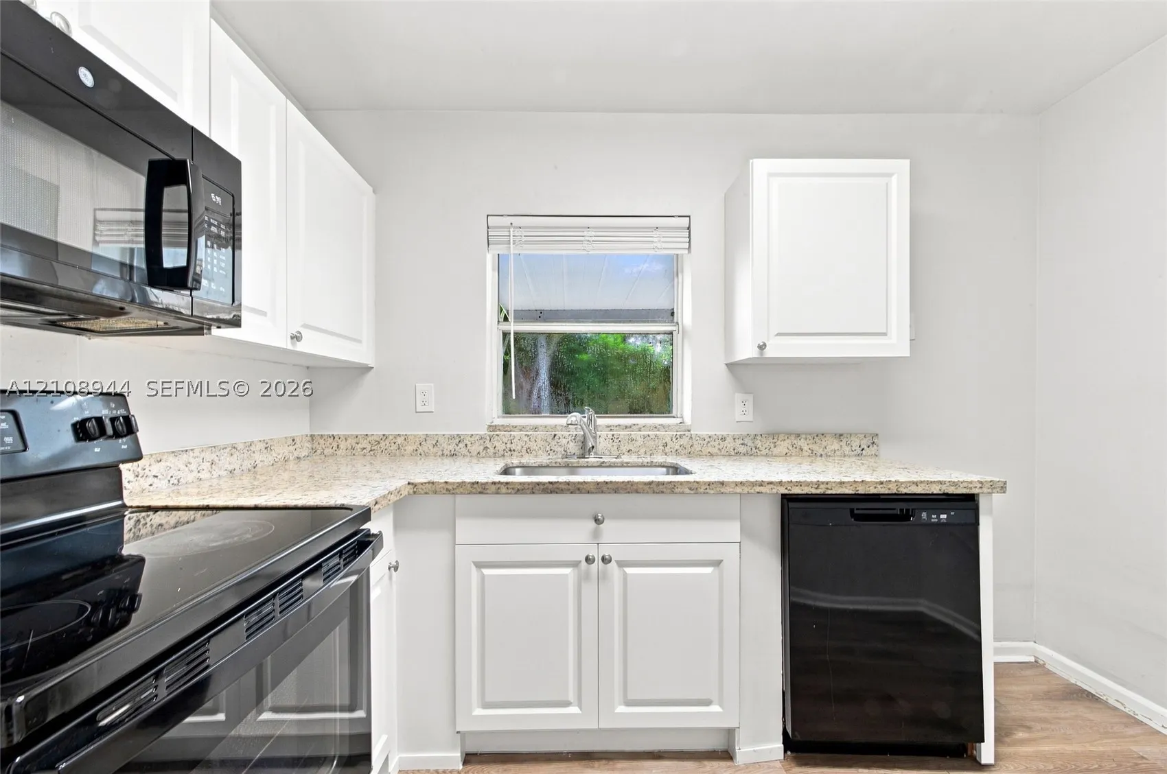 1450 NW 175th St