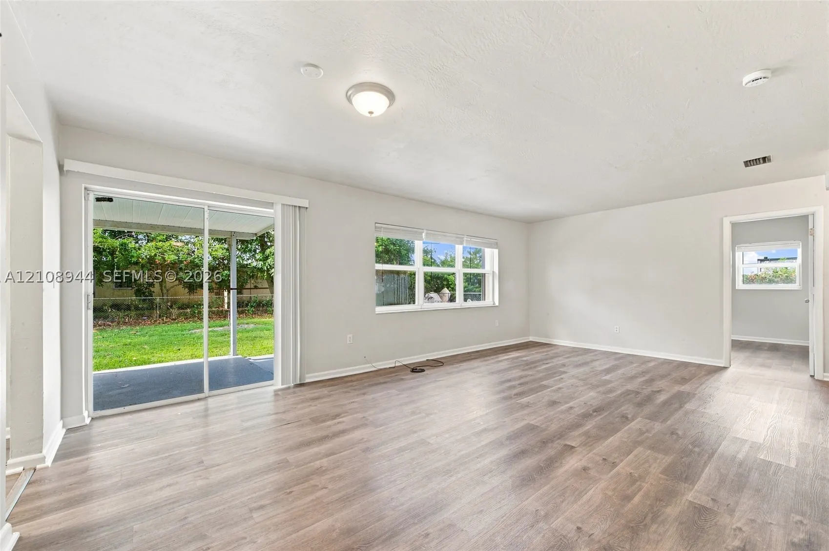 1450 NW 175th St