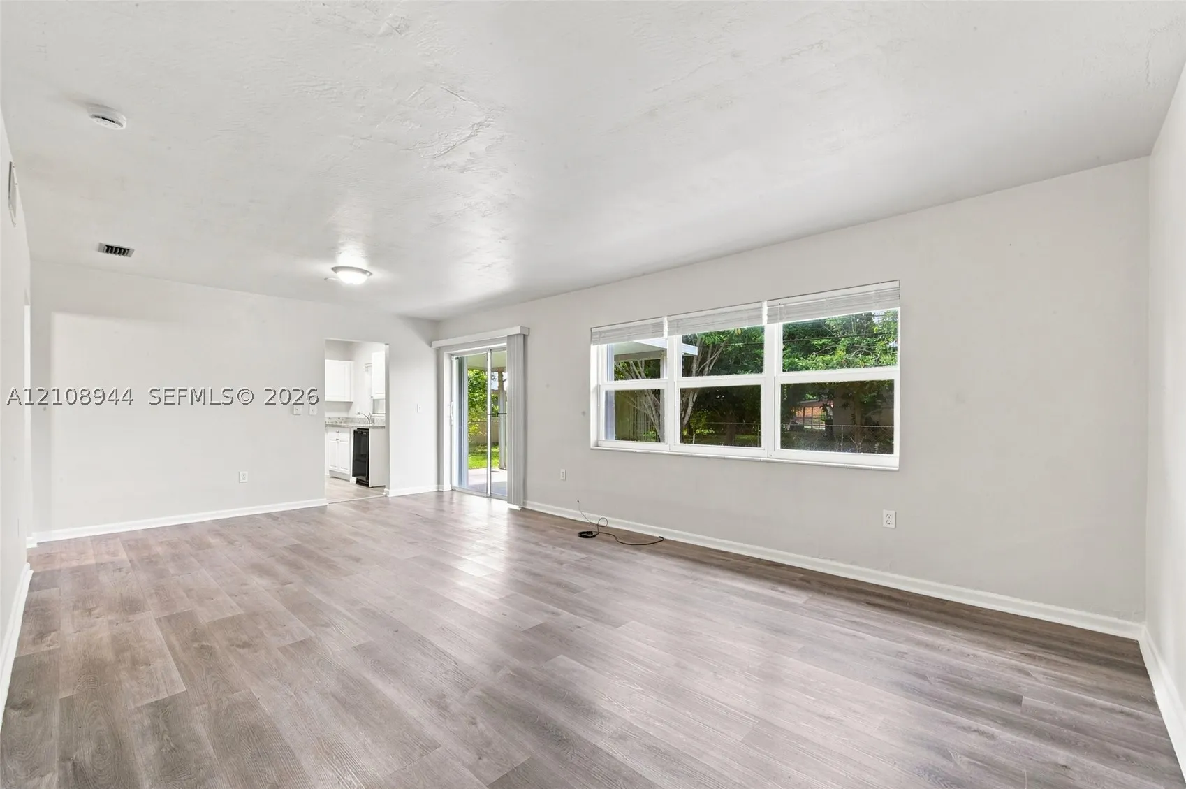 1450 NW 175th St