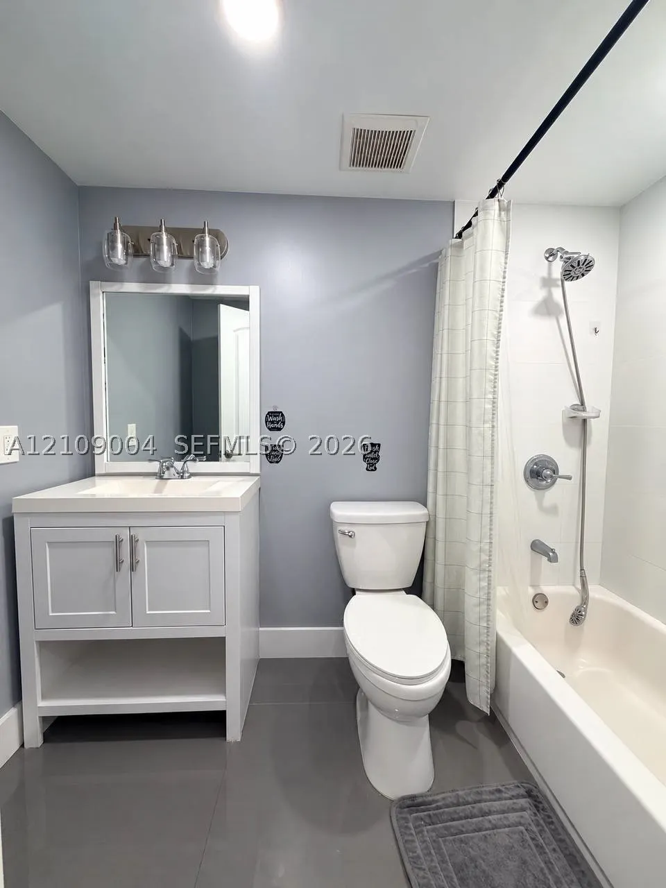 971 W 80th Pl