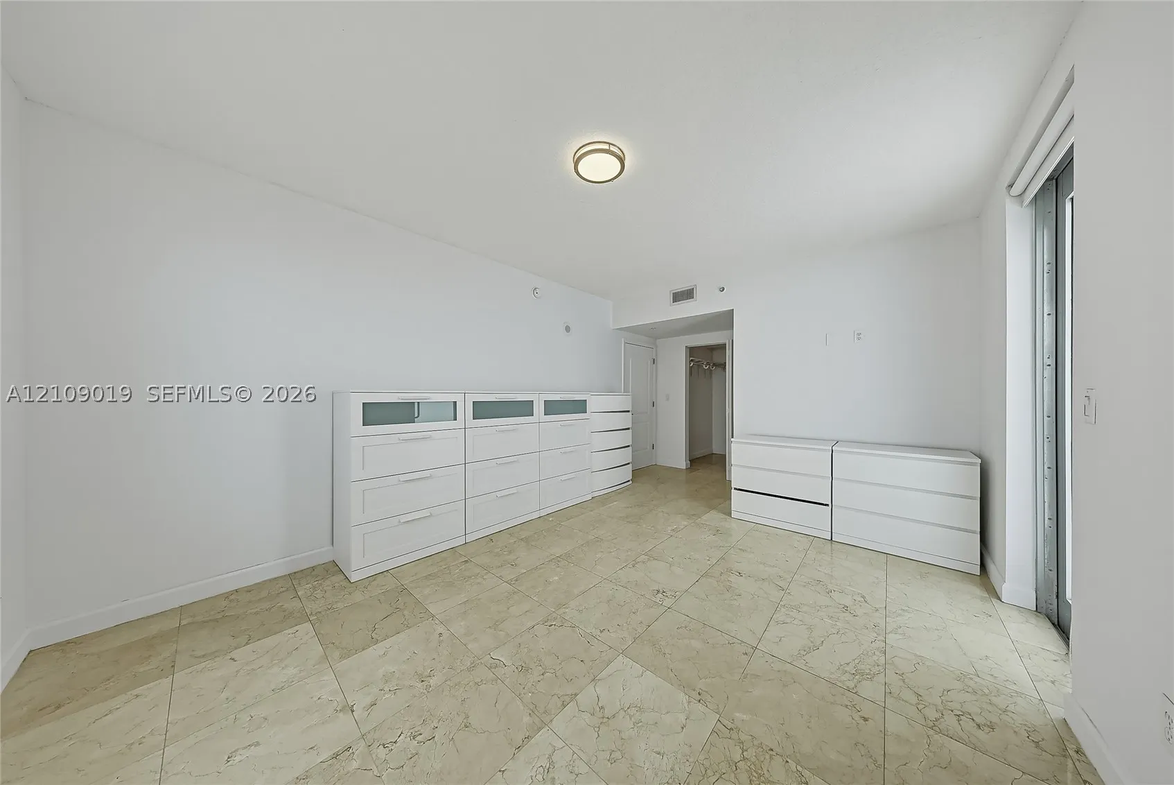 110 Washington Ave #1703