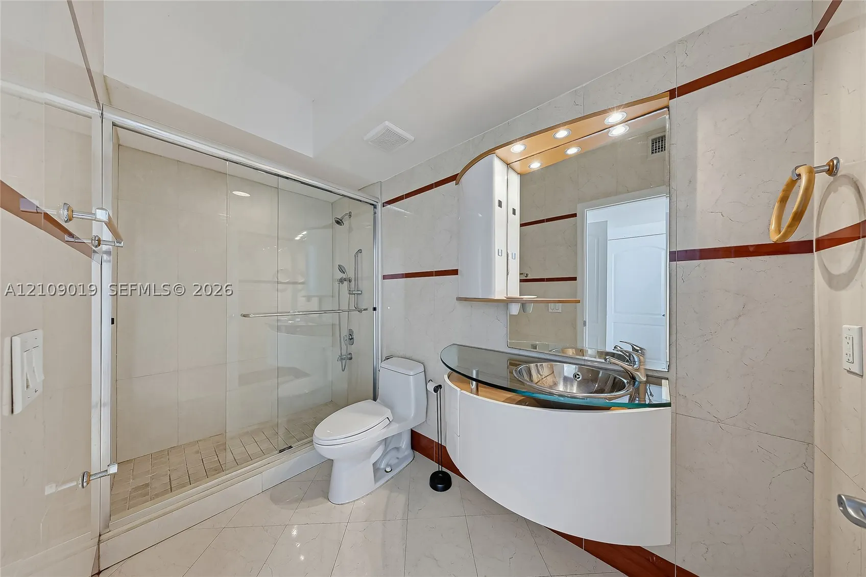 110 Washington Ave #1703