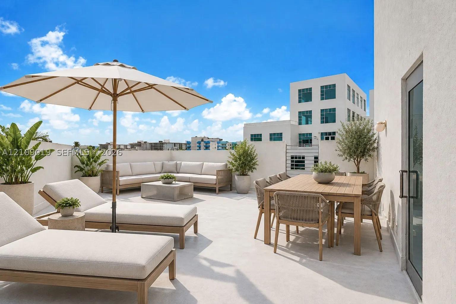 110 Washington Ave #1703