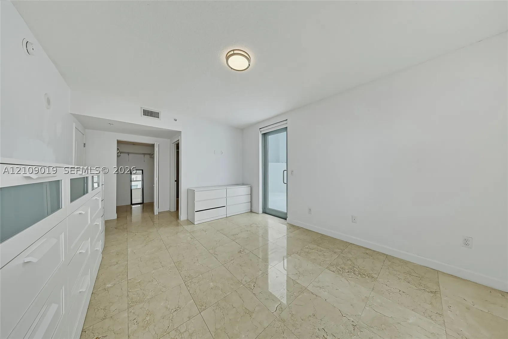 110 Washington Ave #1703