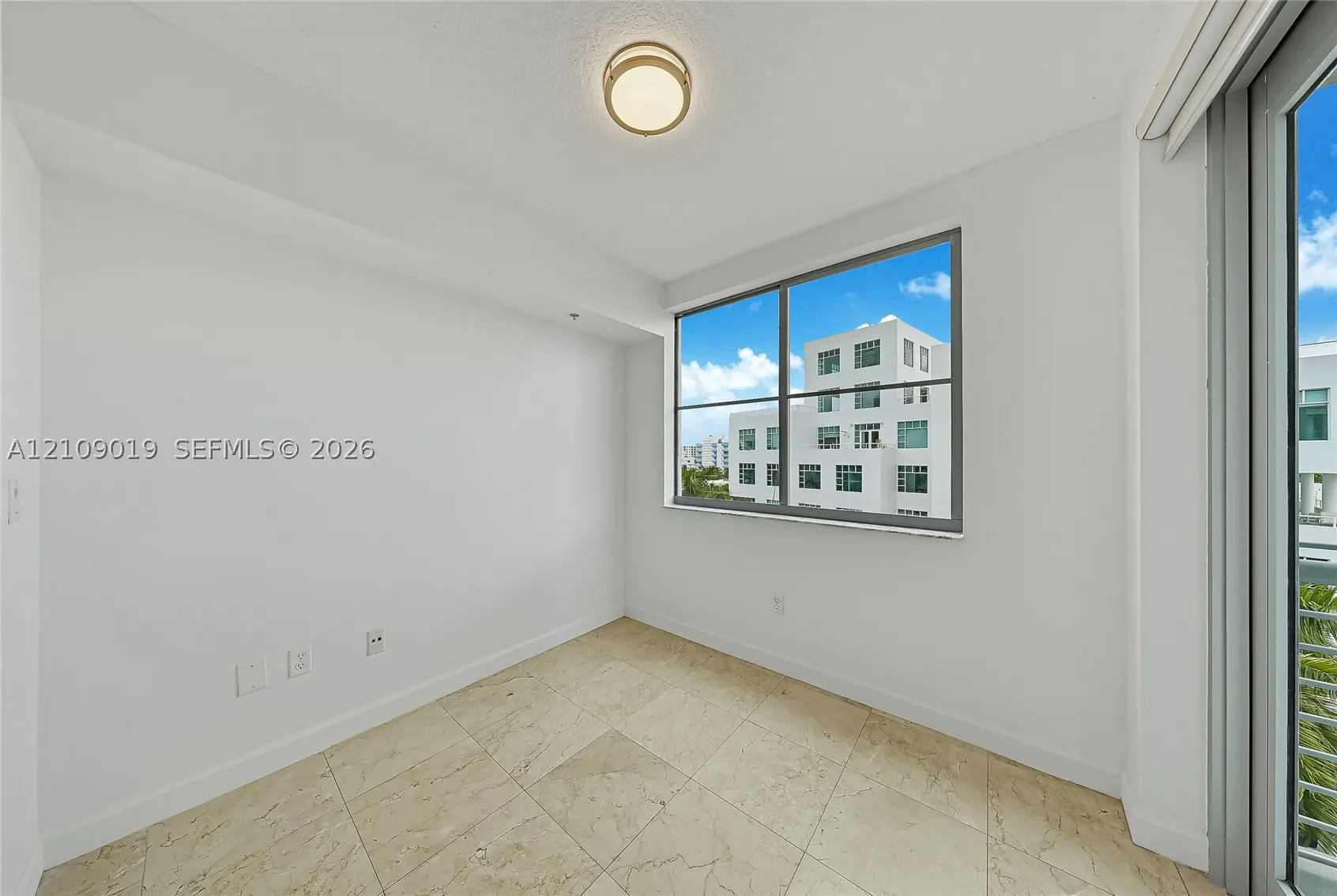 110 Washington Ave #1703