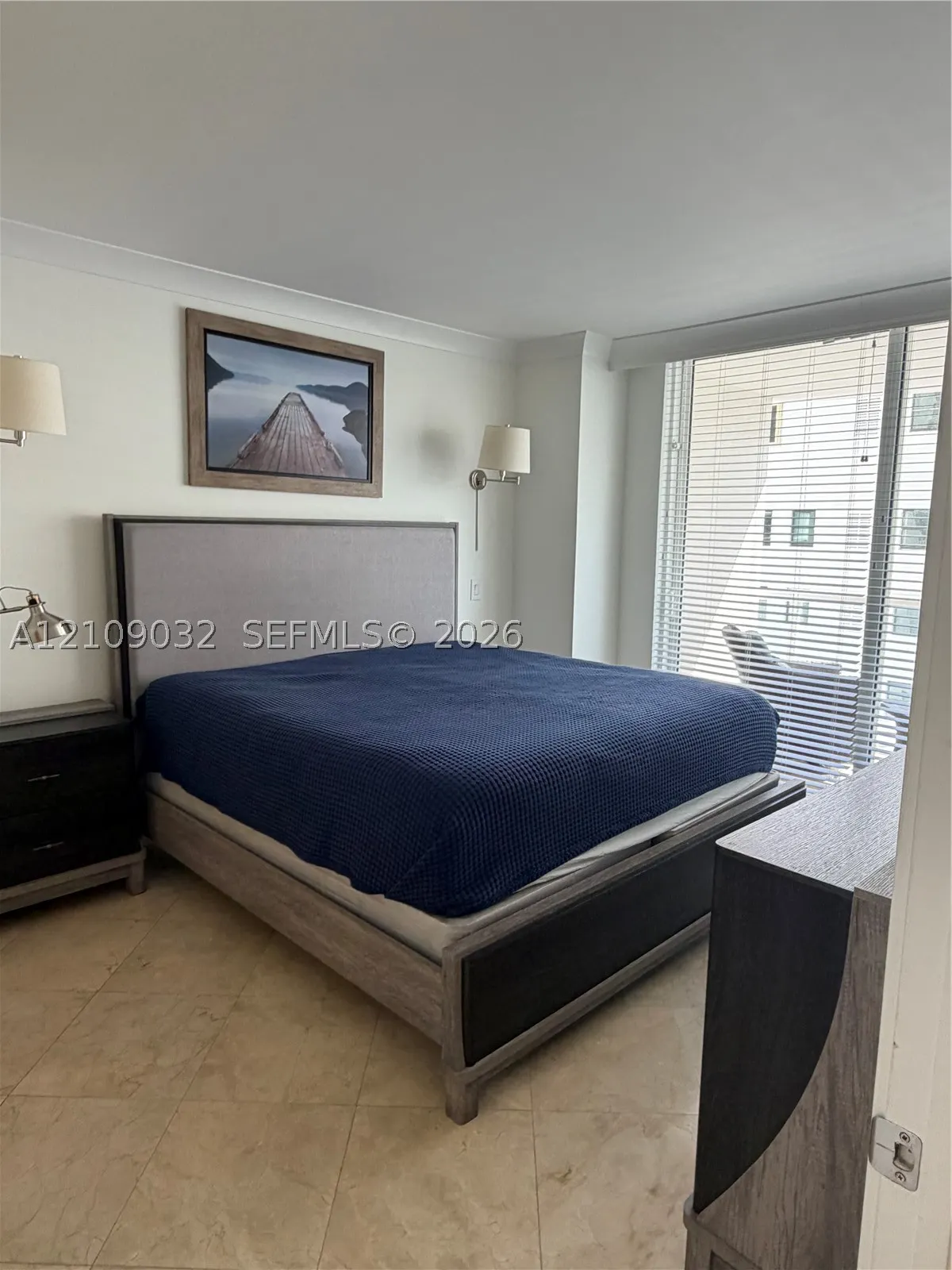 6365 Collins Ave #906