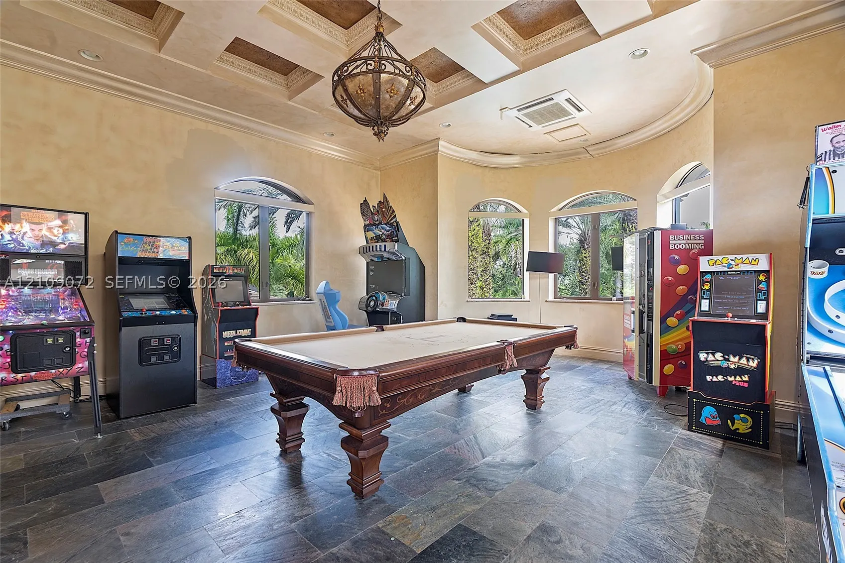 3600 Estate Oak Cir