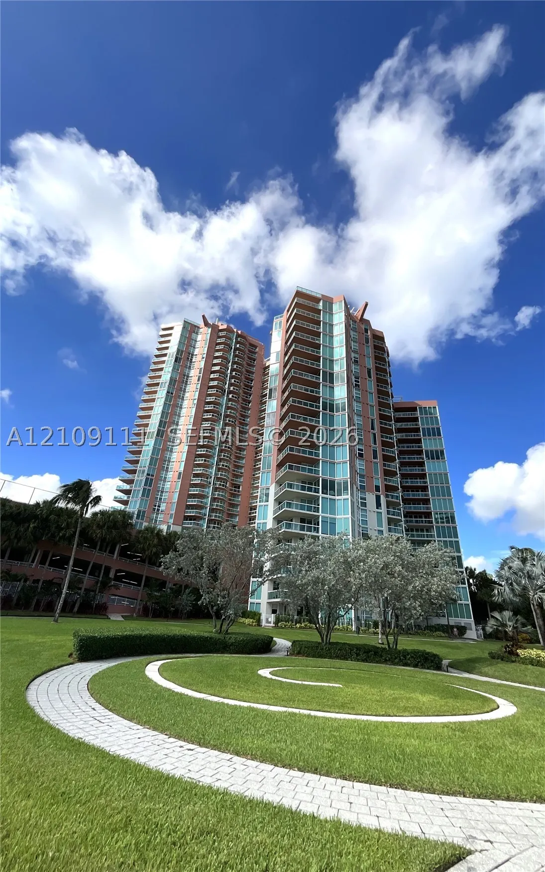 3370 Hidden Bay Dr #801