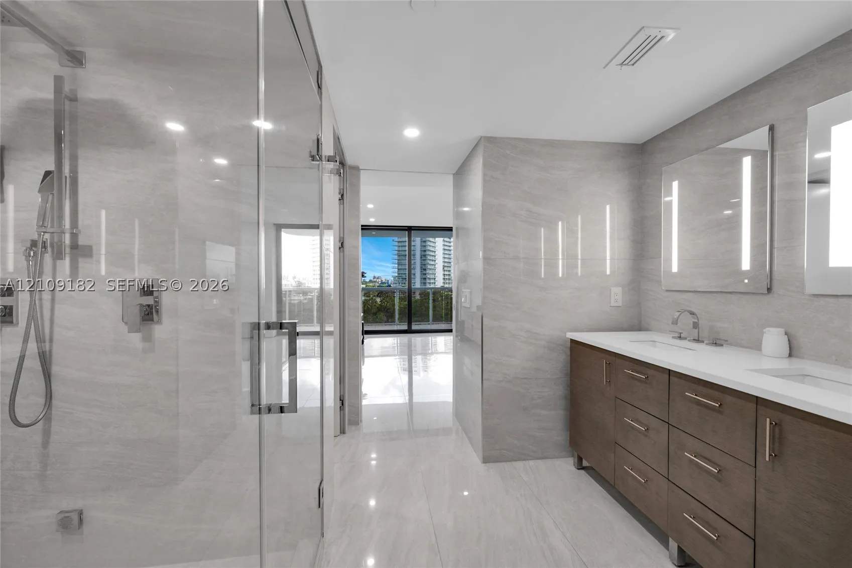 9 Island Ave #714