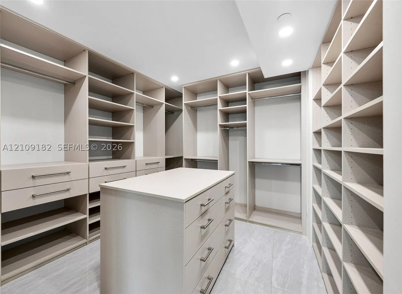 9 Island Ave #714