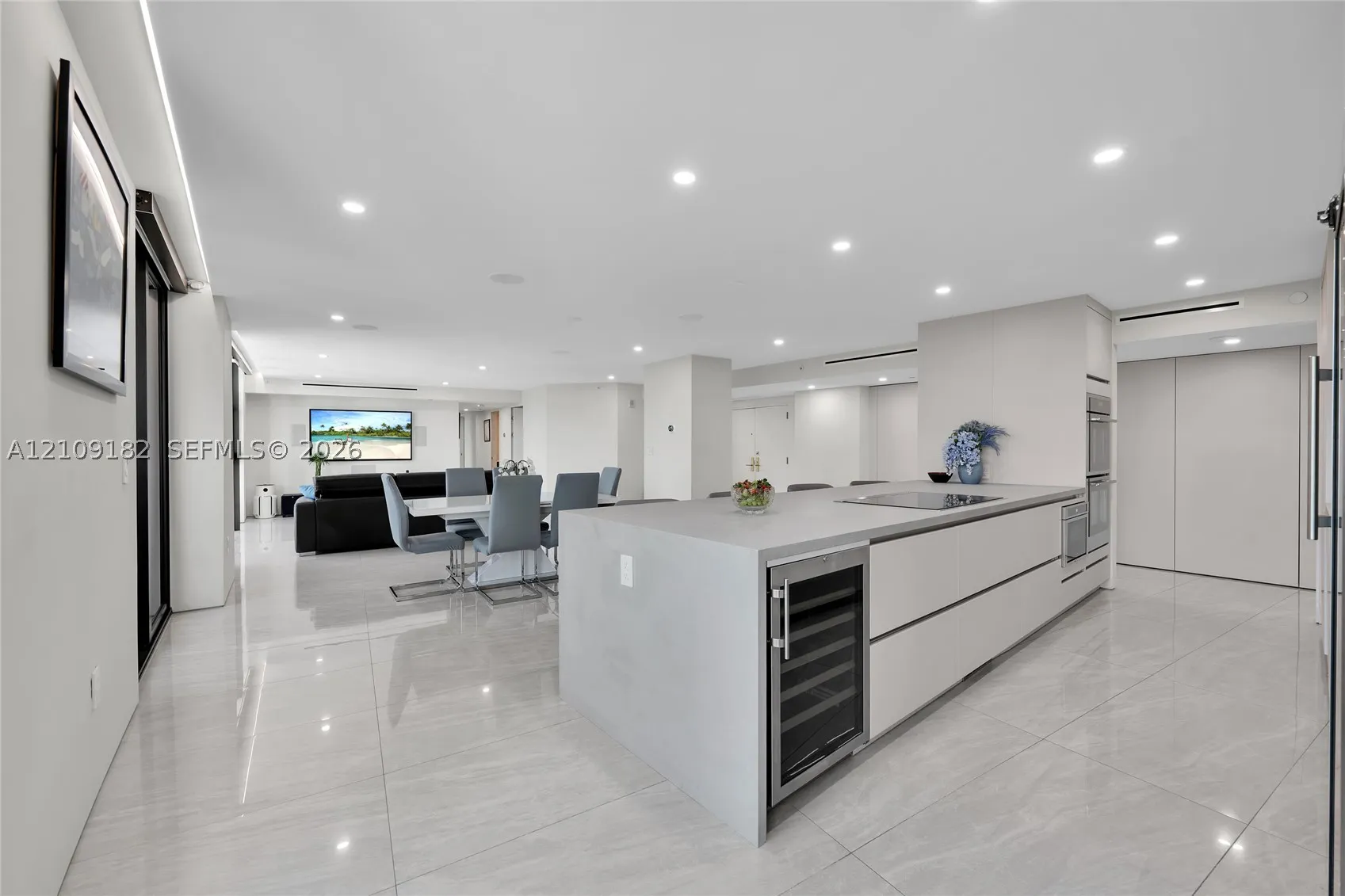 9 Island Ave #714