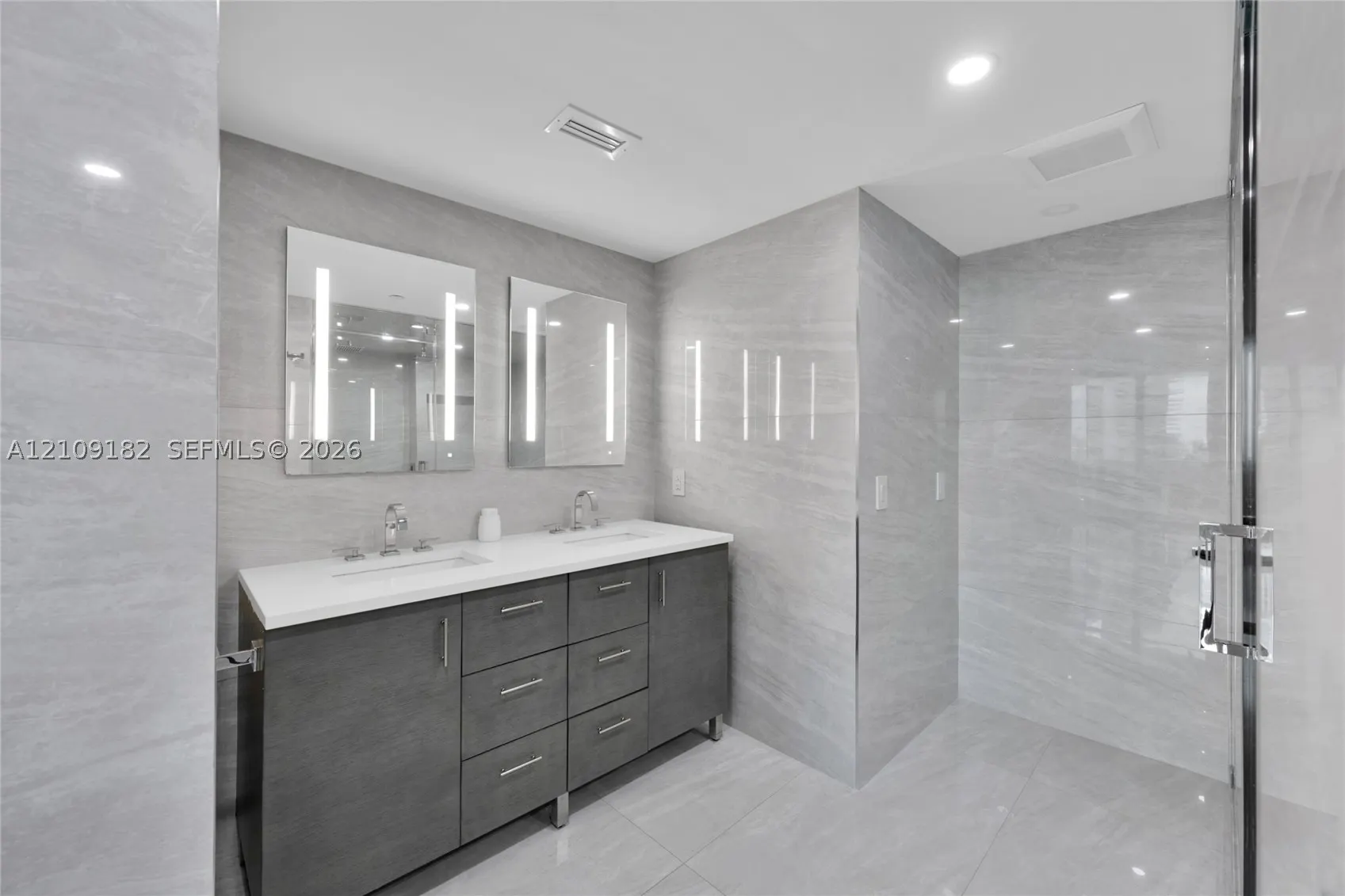 9 Island Ave #714