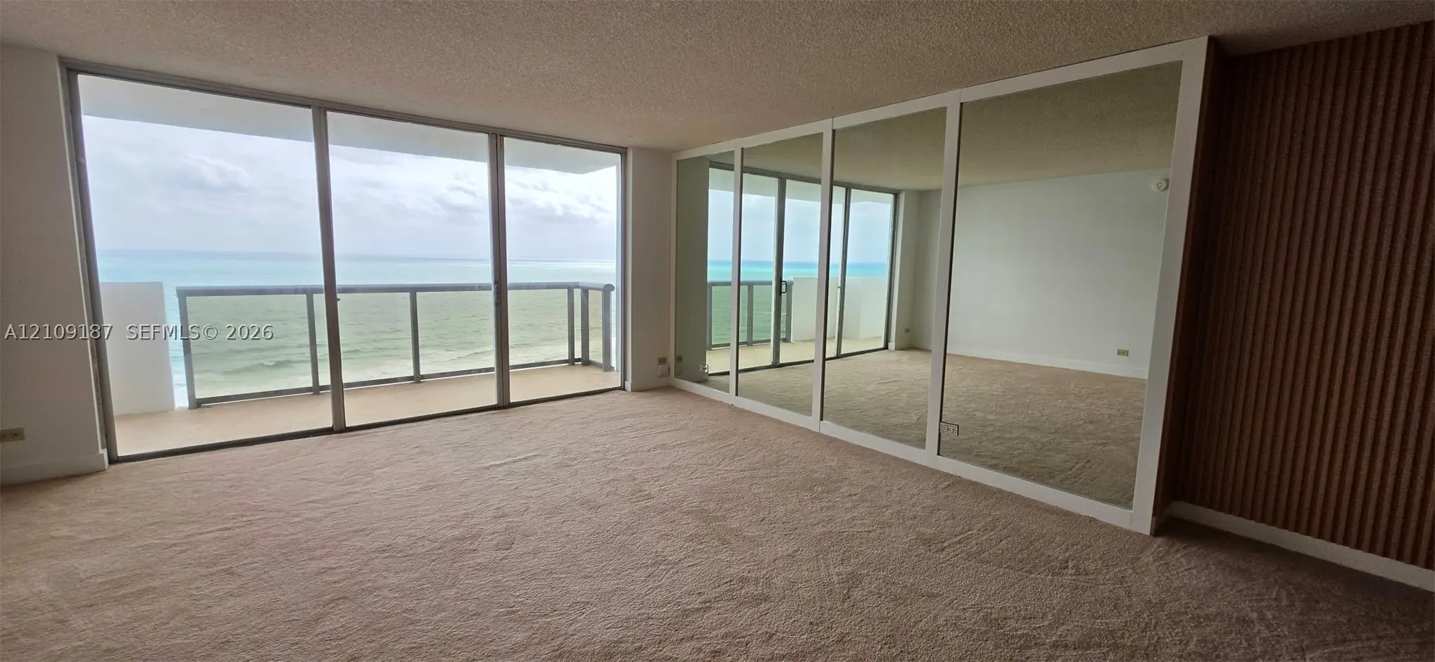 6039 Collins Ave #1625