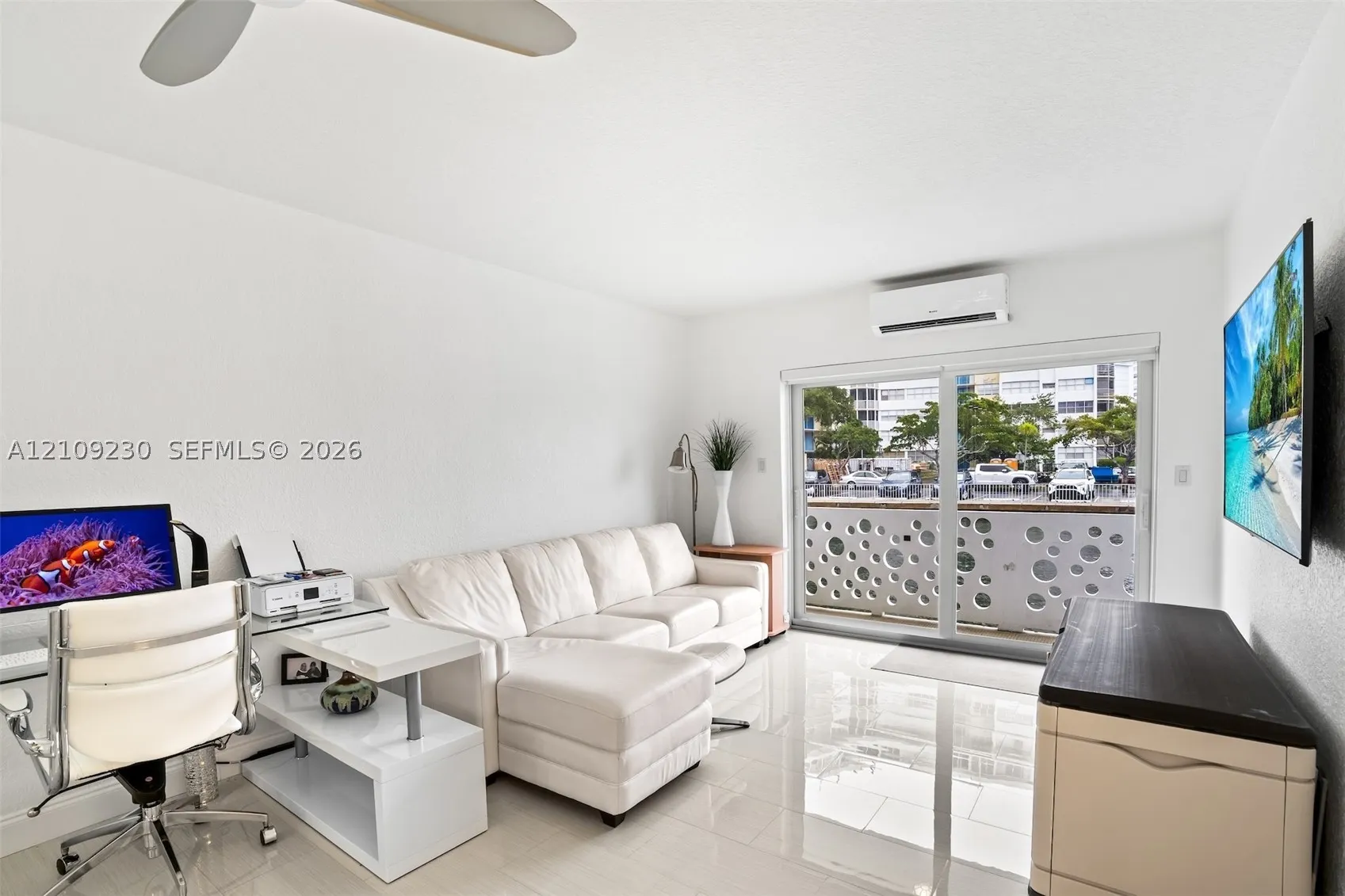 2500 Diana Dr #104