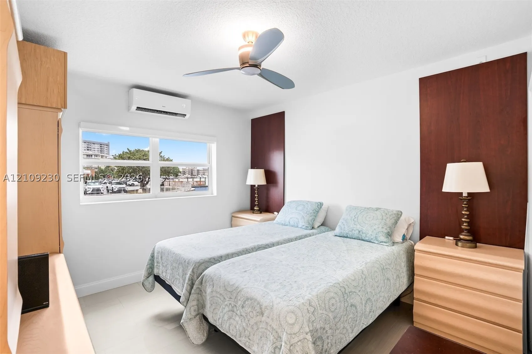 2500 Diana Dr #104