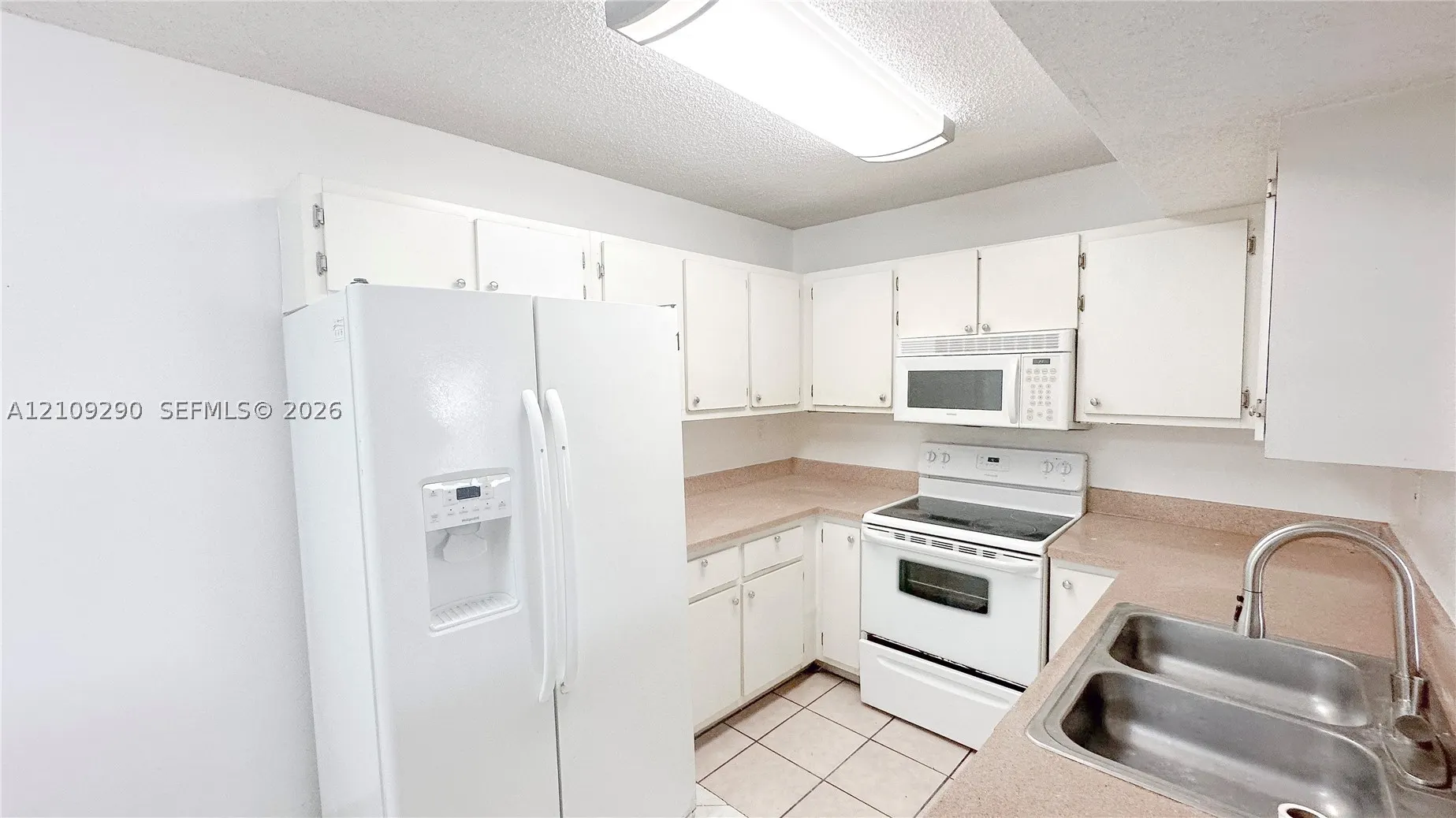 9491 S Palm Cir S #103