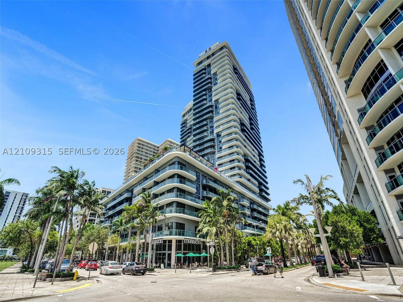 121 NE 34th St #2809