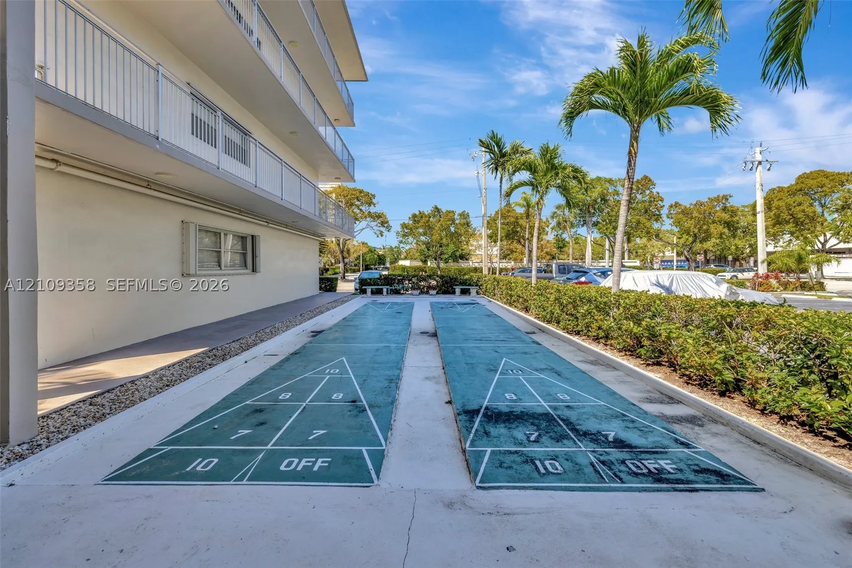 2200 Diana Dr #218