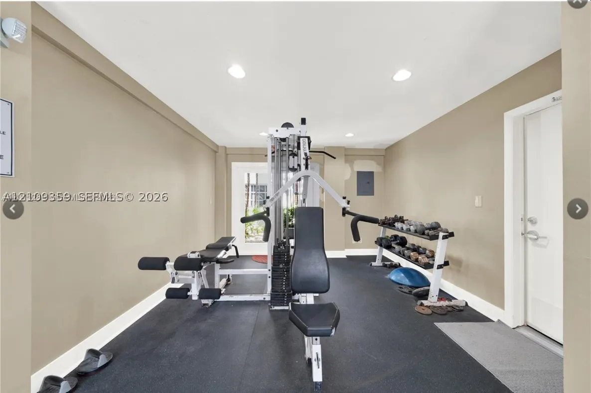 2426 SE 17th Cswy #103A