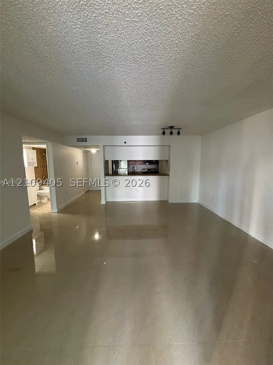 800 N Miami Ave #E-605