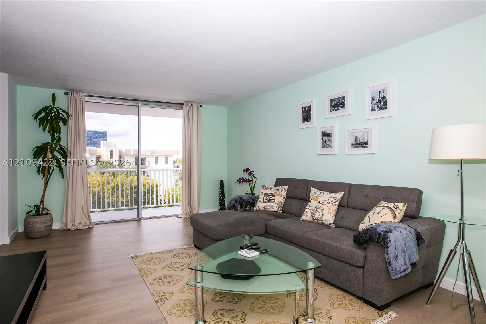 137 Golden Isles Dr #408