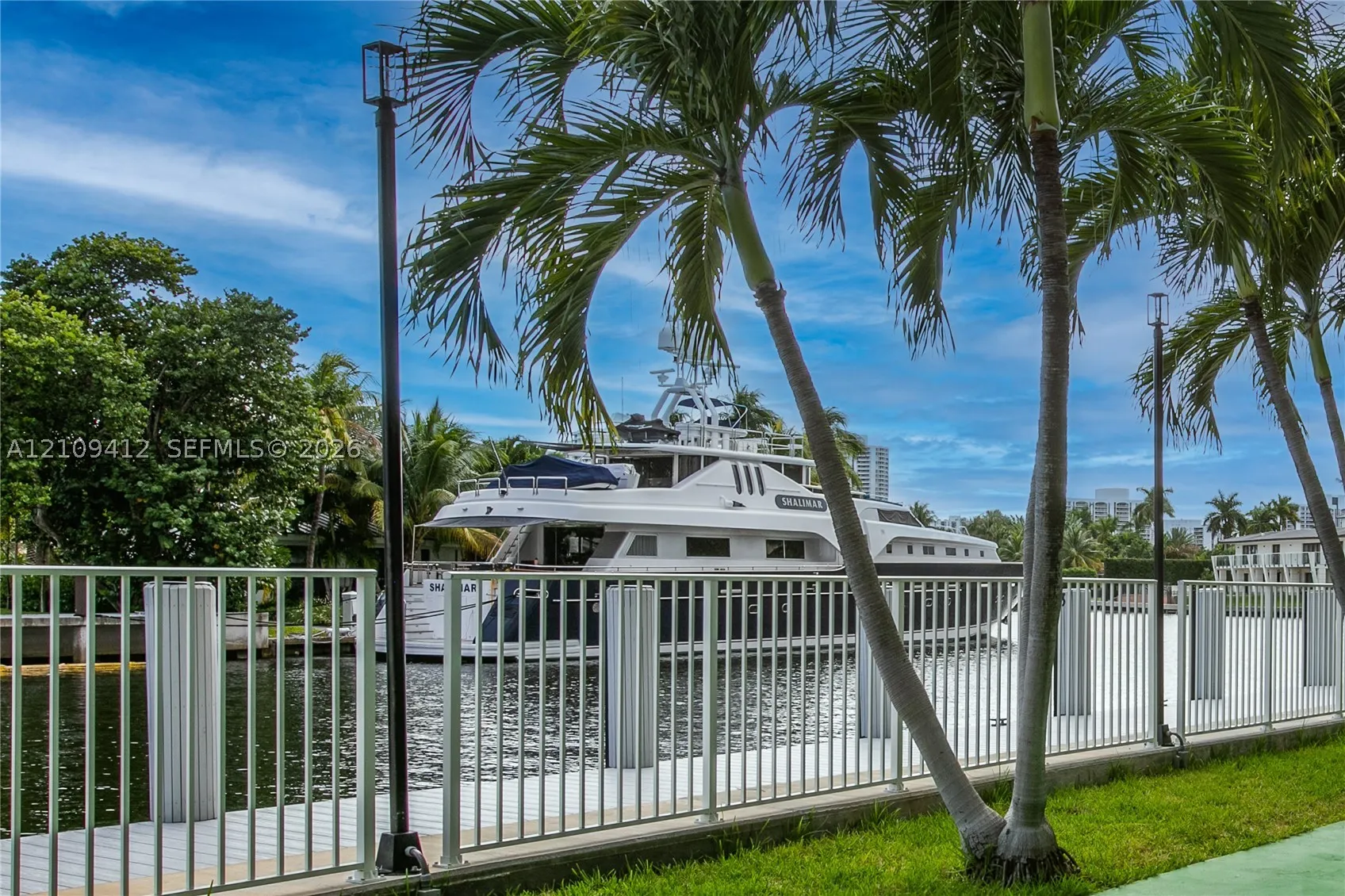 137 Golden Isles Dr #408