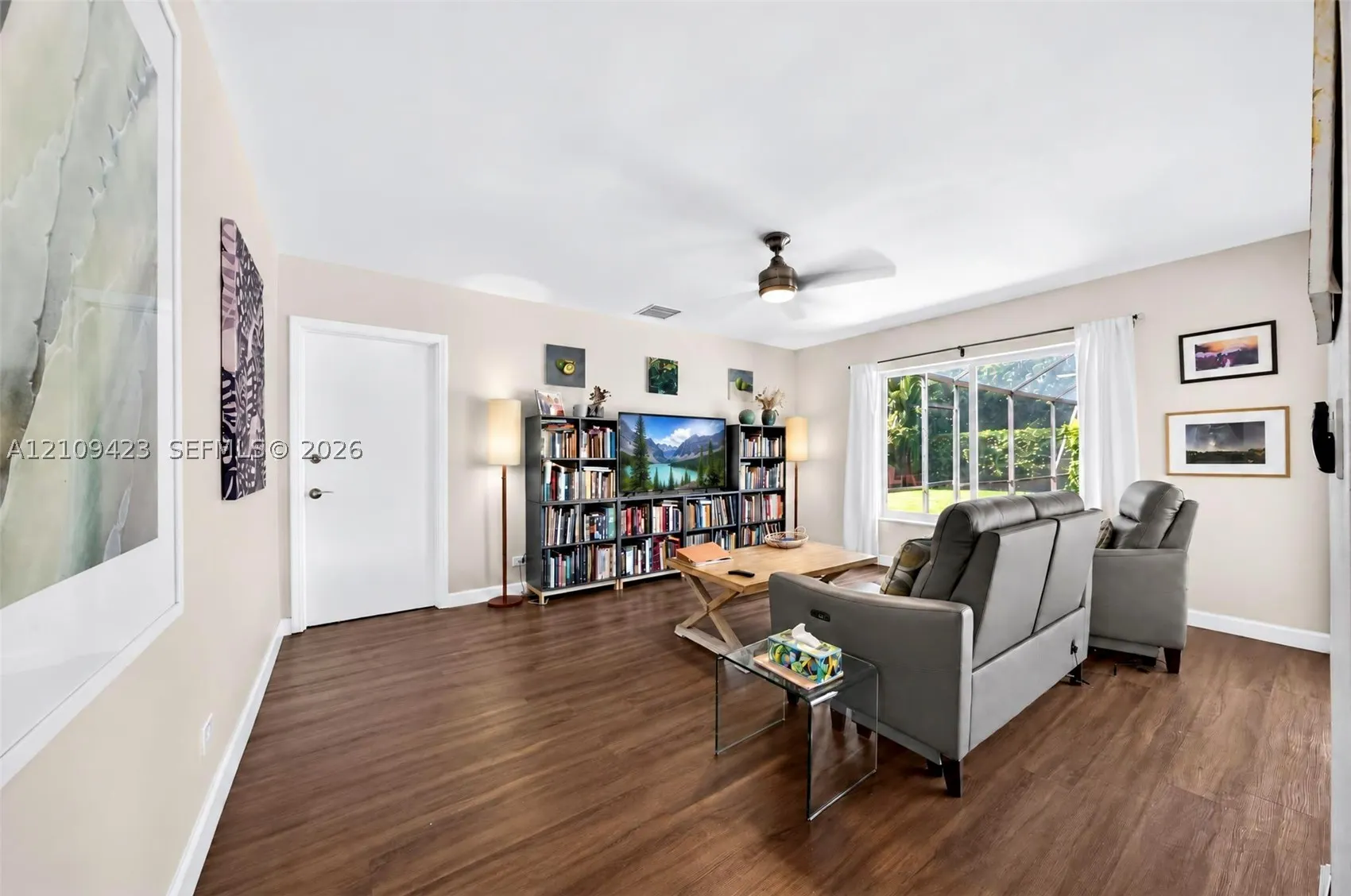 841 NW 73rd Ter