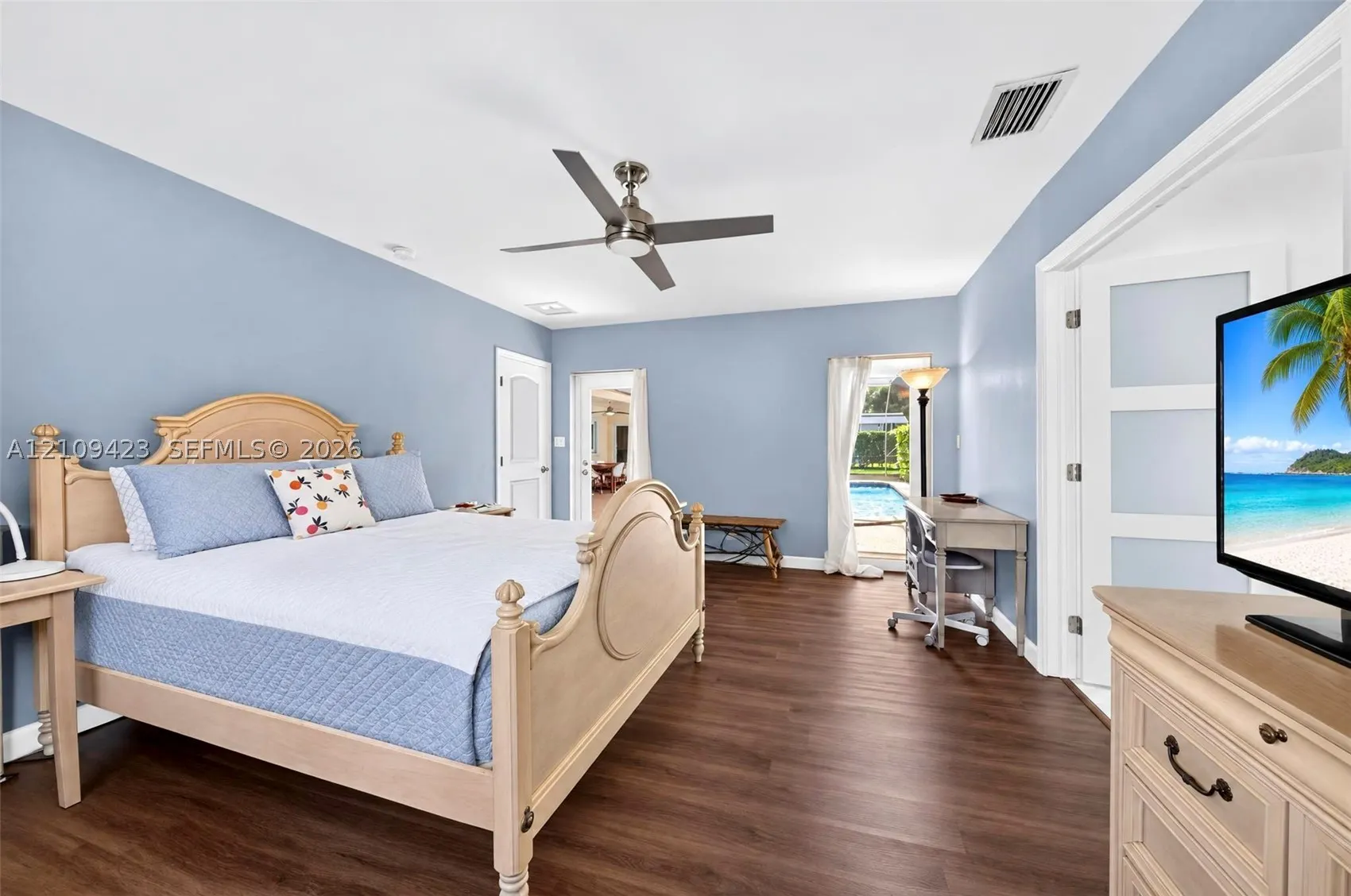 841 NW 73rd Ter