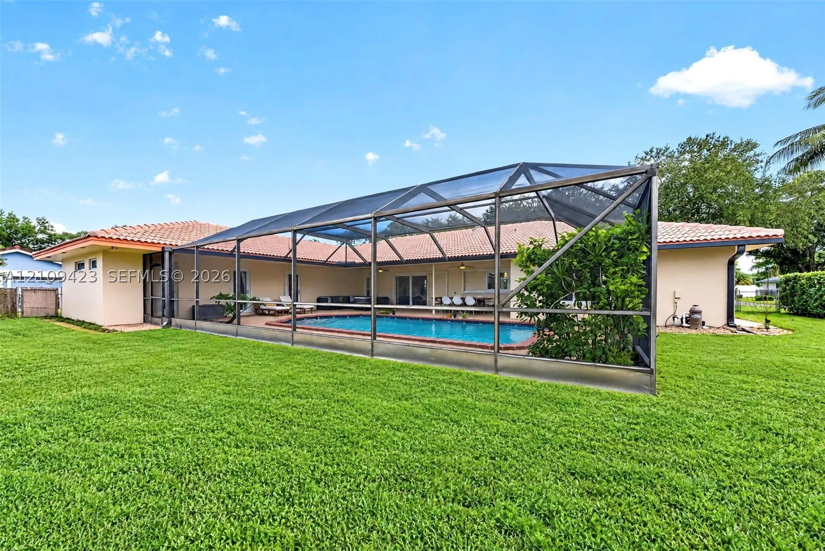 841 NW 73rd Ter
