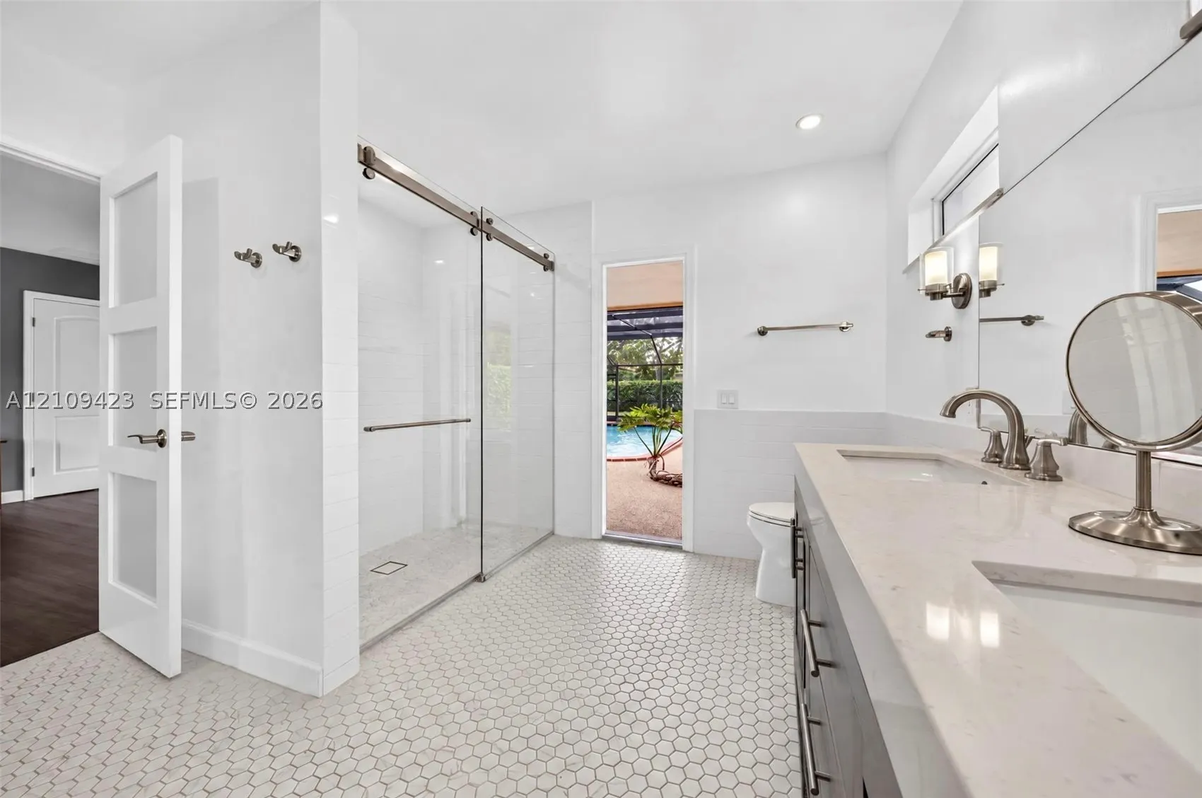 841 NW 73rd Ter