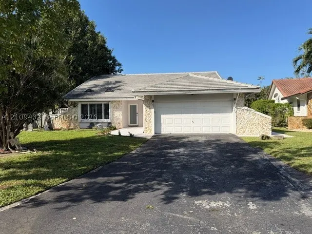254 NW 107th Ter