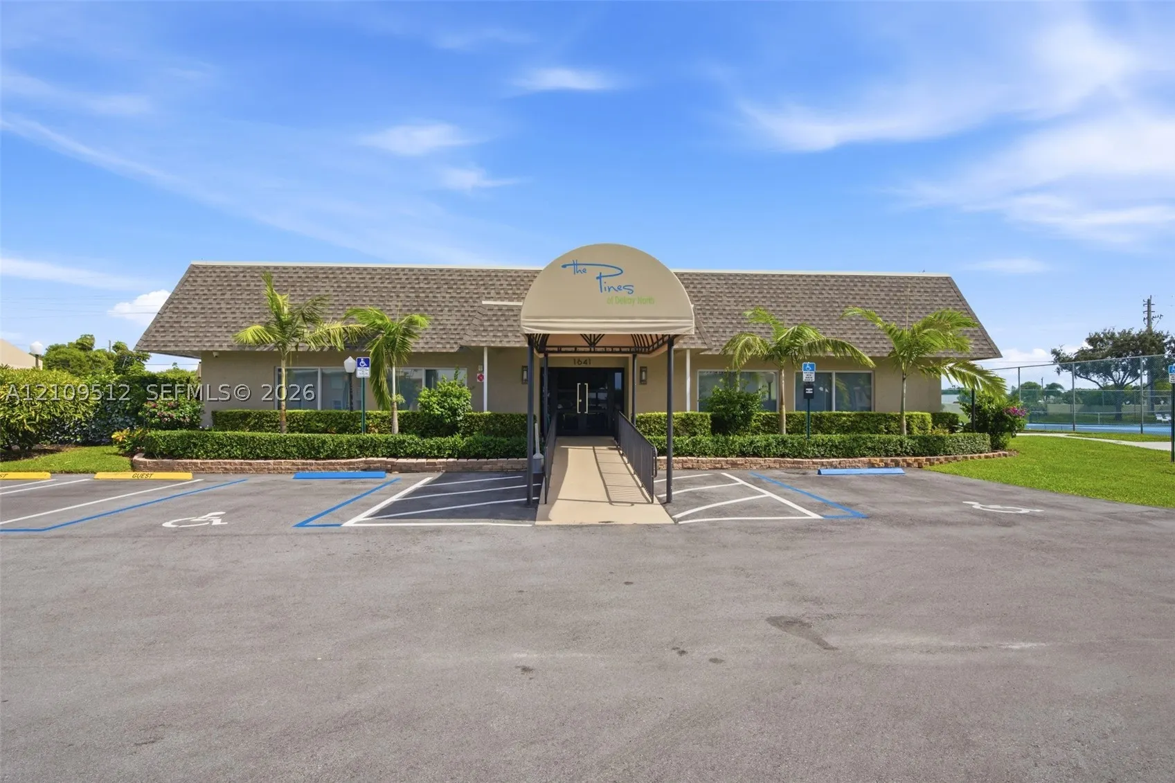 1541 NW 18th Ave #101